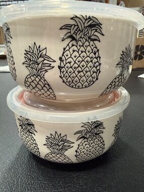 6” Pineapple Print Ceramic Nesting Bowls with Lids